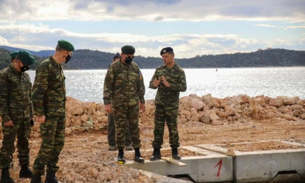 Επίσκεψη του Αρχηγού ΓΕΕΘΑ στο Στρατόπεδο «Υποστράτηγου Ανδρέα Καλίνσκη»
